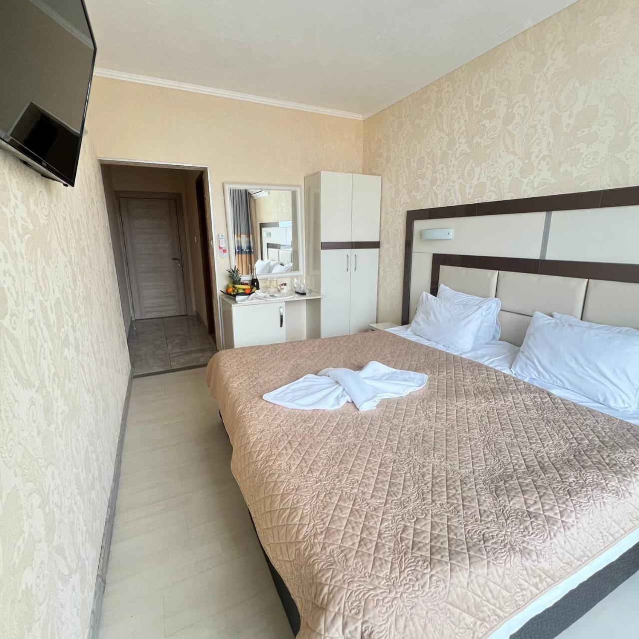 Family Hotel Gallery Sunny Beach Eksteriør billede