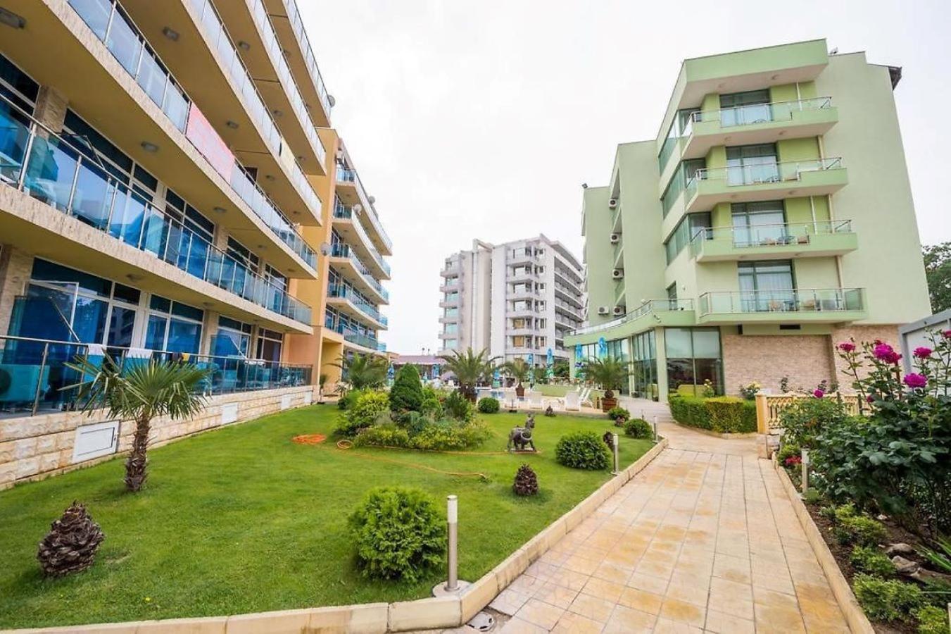 Family Hotel Gallery Sunny Beach Eksteriør billede