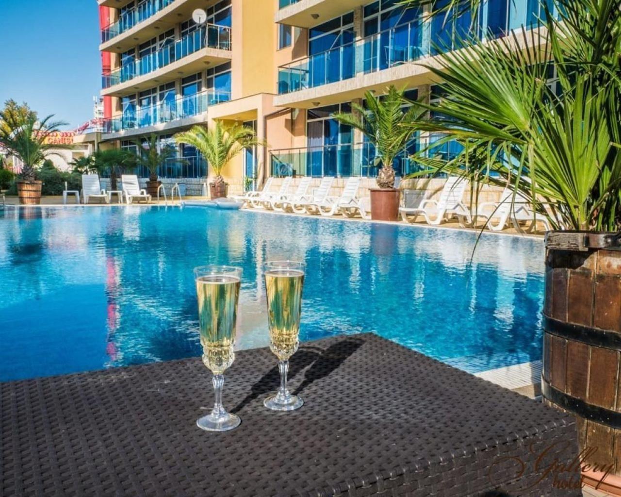 Family Hotel Gallery Sunny Beach Eksteriør billede